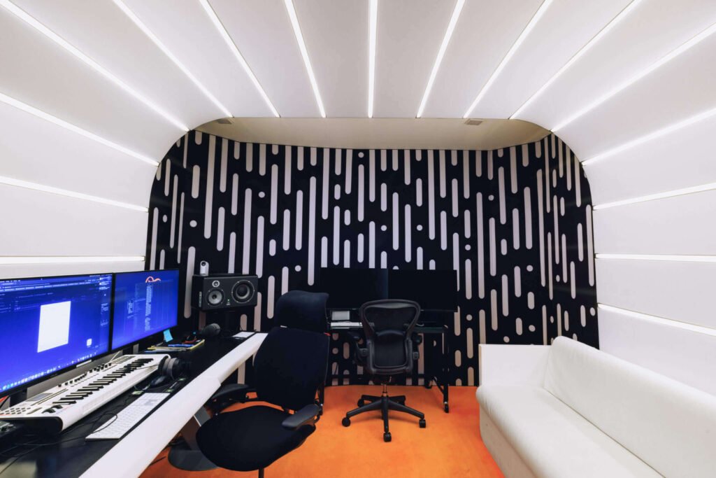 Sound-Management-Group-Acoustic-Impressions-1-scaled-1-1